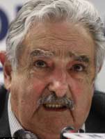 Jose Mujica Kimdir ? Biyografisi, Hayatı, Eşi, Nereli, Kaç Yaşında, Öldü mü ?